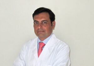Dr. Carlos Balmori