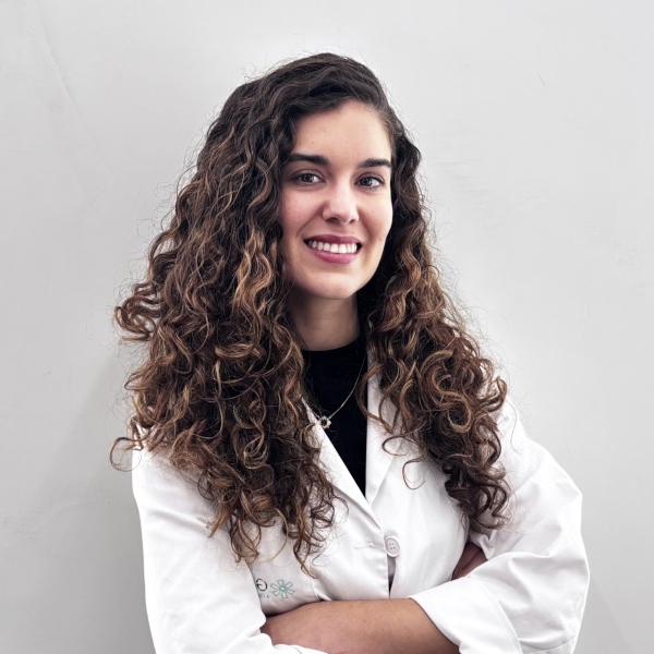 Dra. Alba Cruz Ginecóloga Ginefiv Barcelona